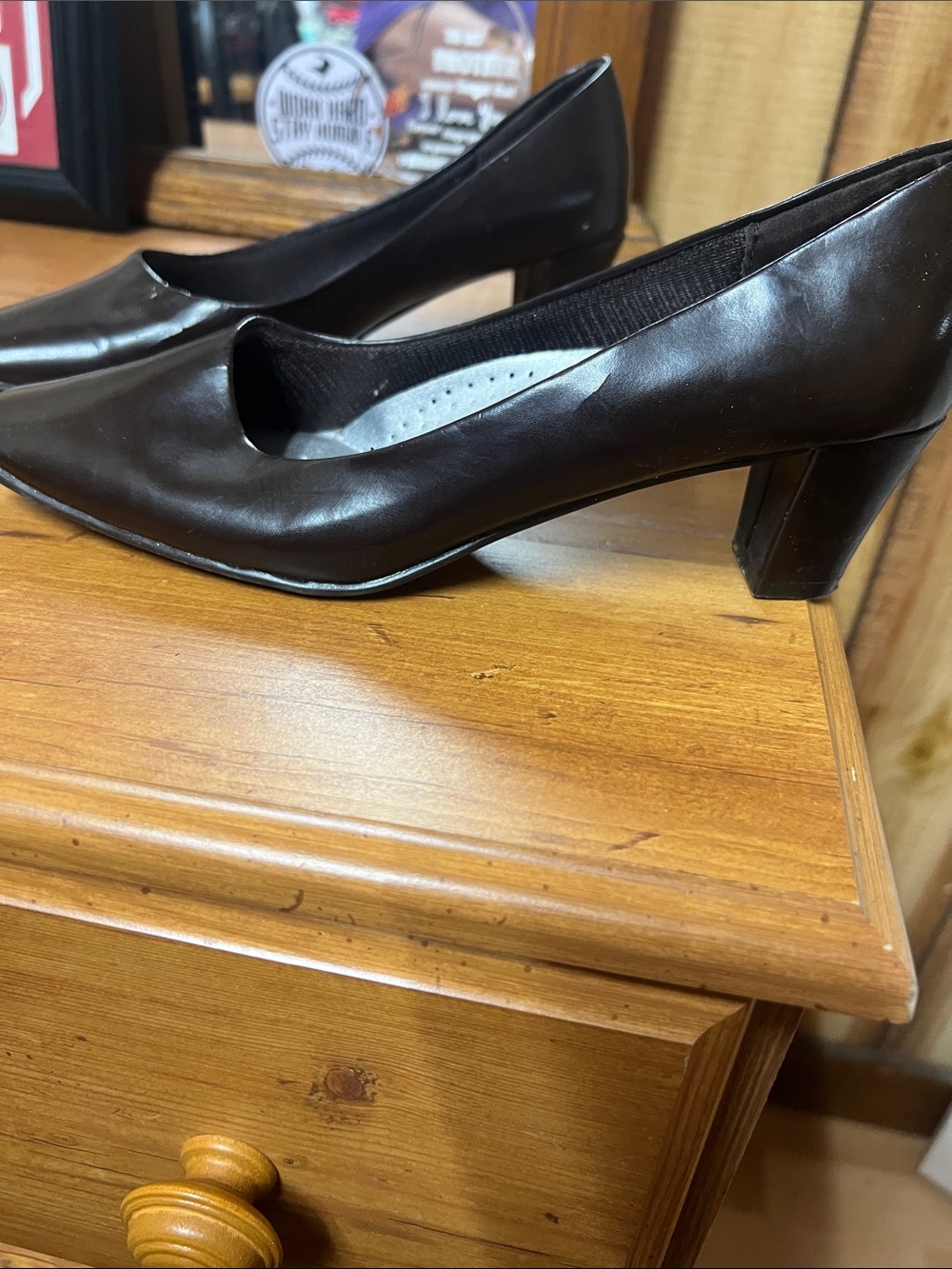 Women's Brown Square-Toe Comfort Pumps - Picture 2 of 4